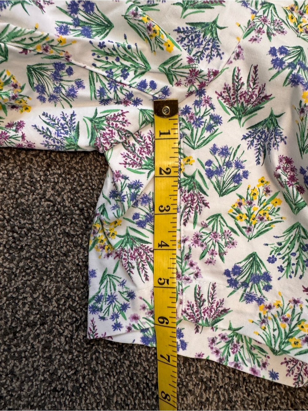 Talbots White Floral Print Shorts with Purple, Green & Yellow Wildflowers Sz 4P - Picture 9 of 14